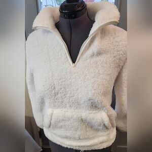 Serra Soft White Sherpa Woman Sweater/Top Size S